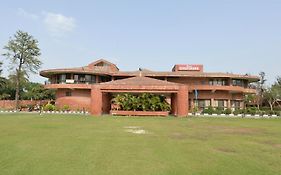 Kingfisher Tourist Resort, Ambala